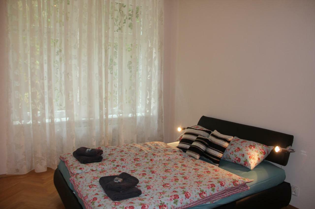 Apartment Jurincom Sadova *