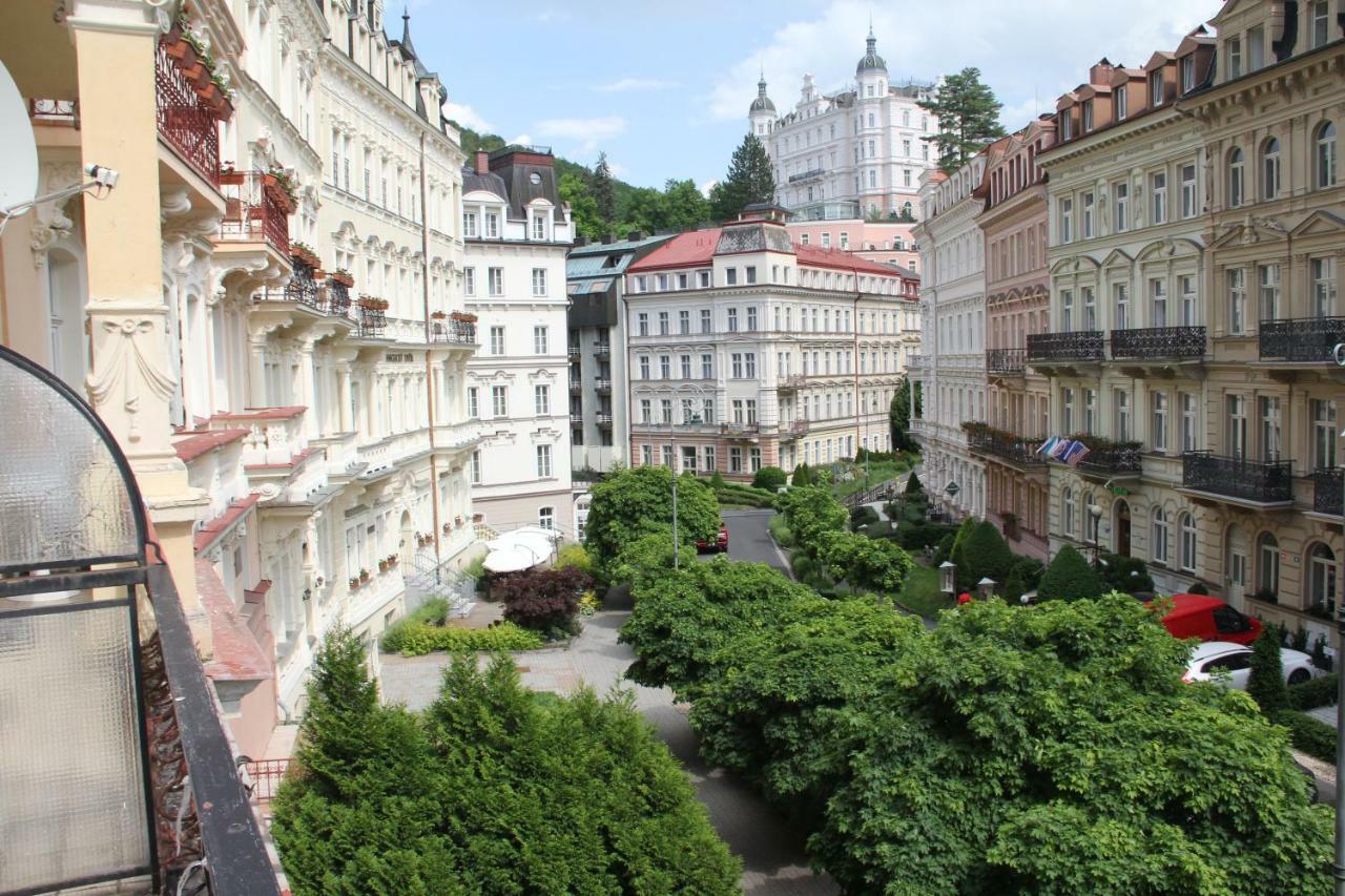 Jurincom Sadova * Karlovy Vary