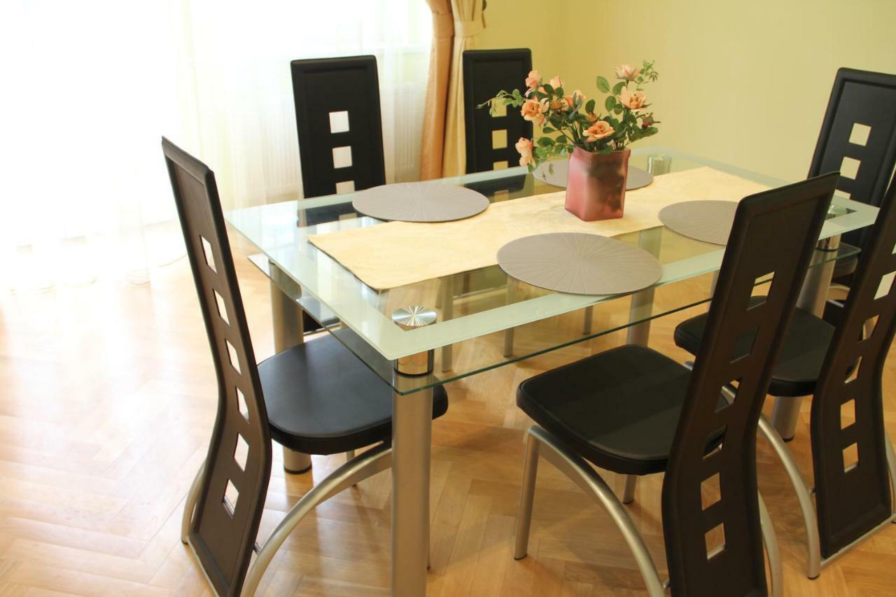 Apartment Jurincom Sadova *