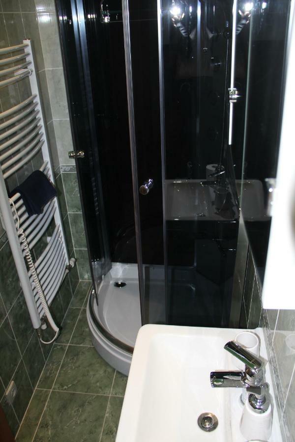 Jurincom Sadova Apartment Karlovy Vary